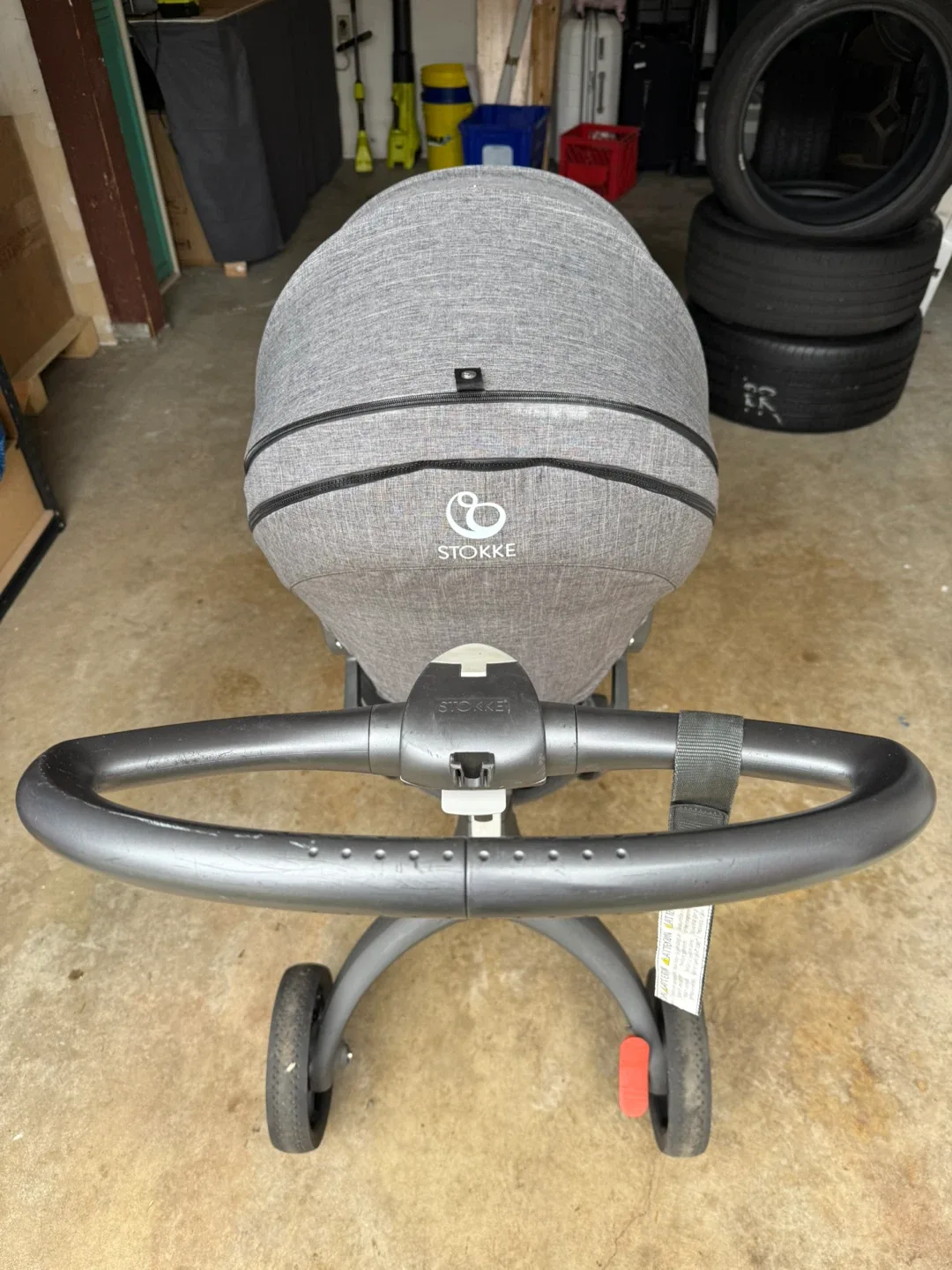 Stokke Xplory Stroller – Excellent Condition (Grey) image indicator(2)