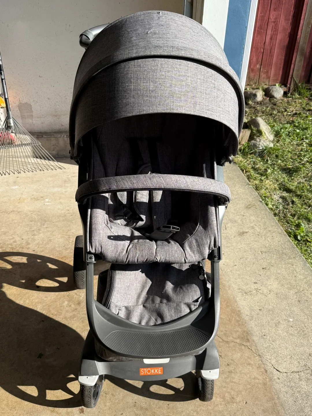 Stokke Xplory Stroller – Excellent Condition (Grey) image indicator(4)