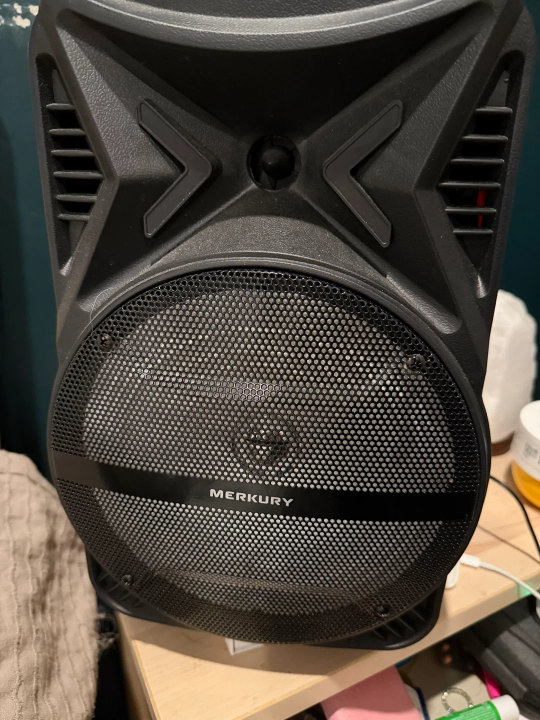 Merkury Innovations Speaker