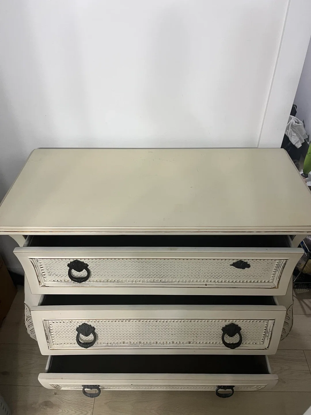 White 3-Drawer Dresser