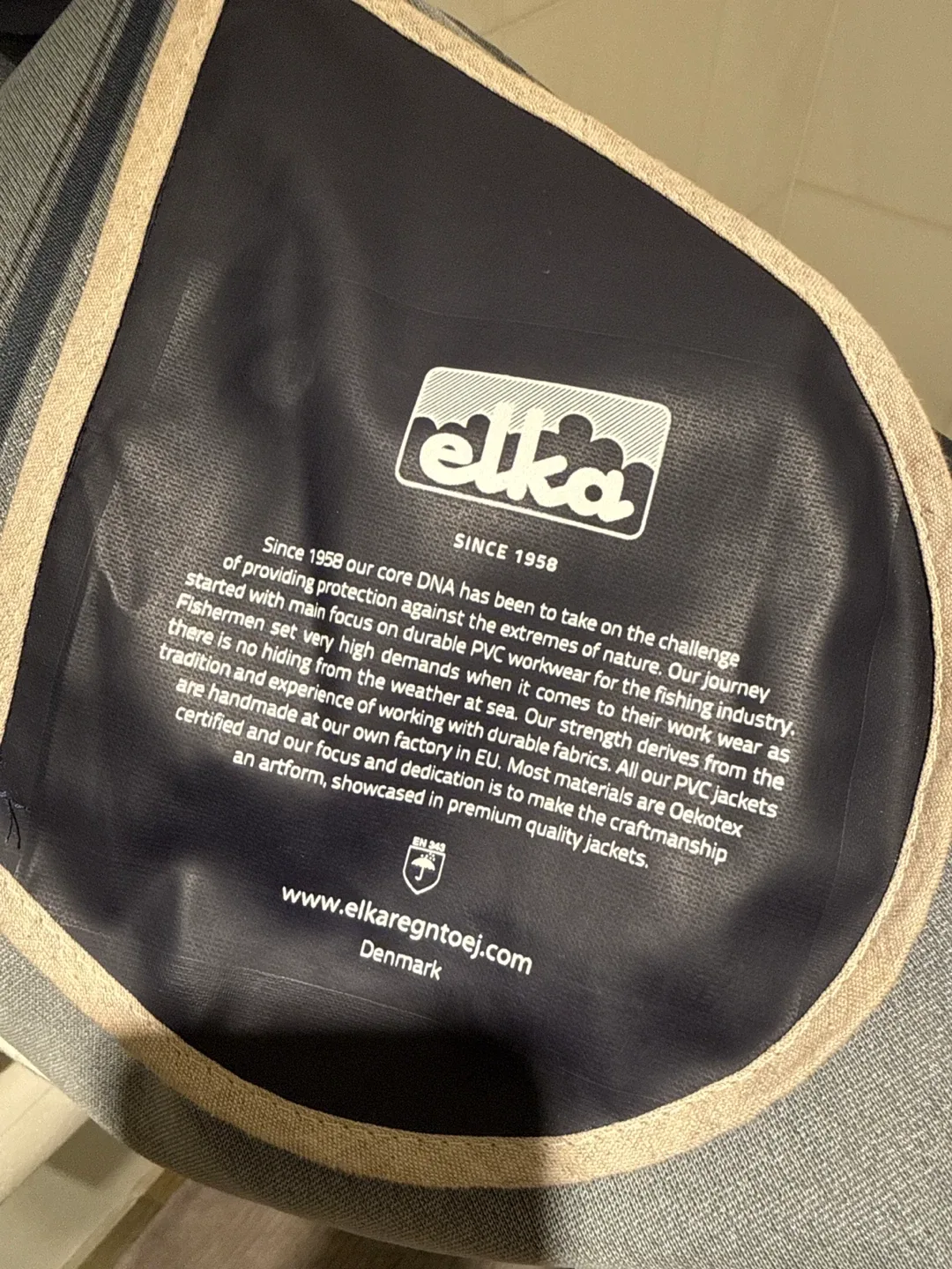 Elka Raincoat - Size L image indicator(4)