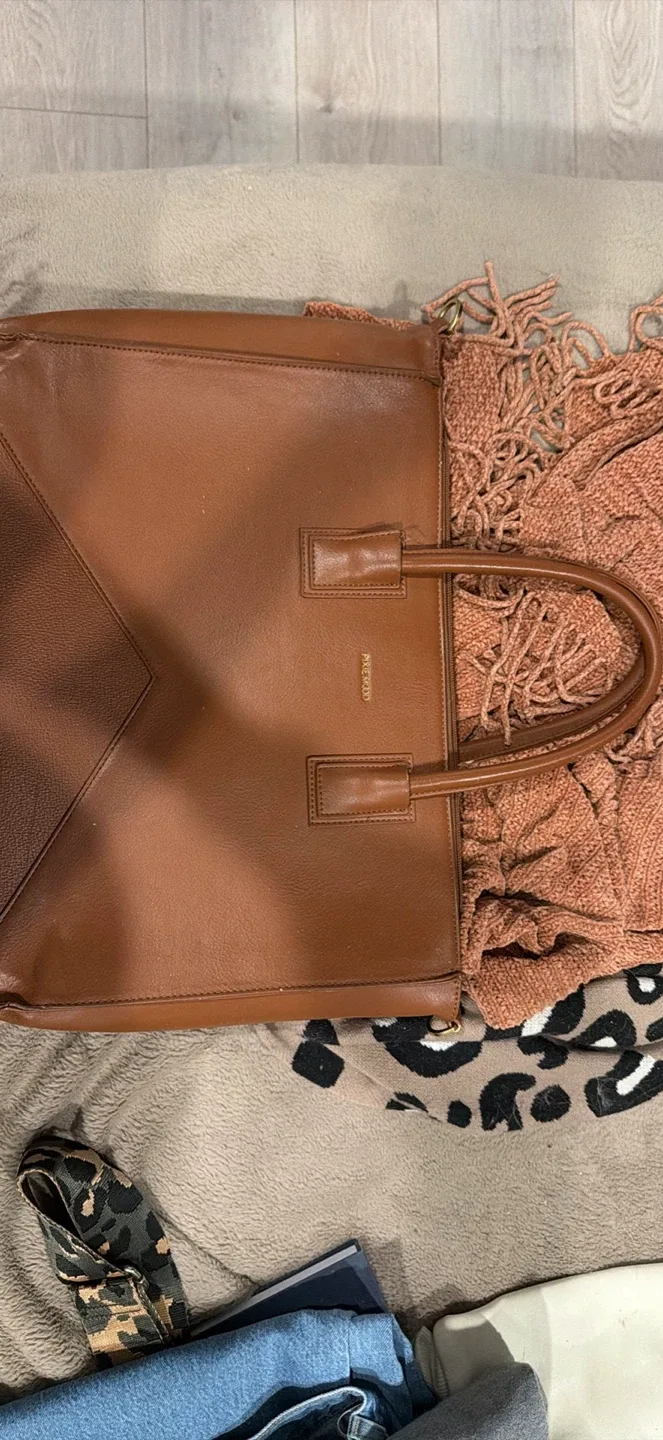 Pixie Mood Brown Tote Bag image indicator(2)