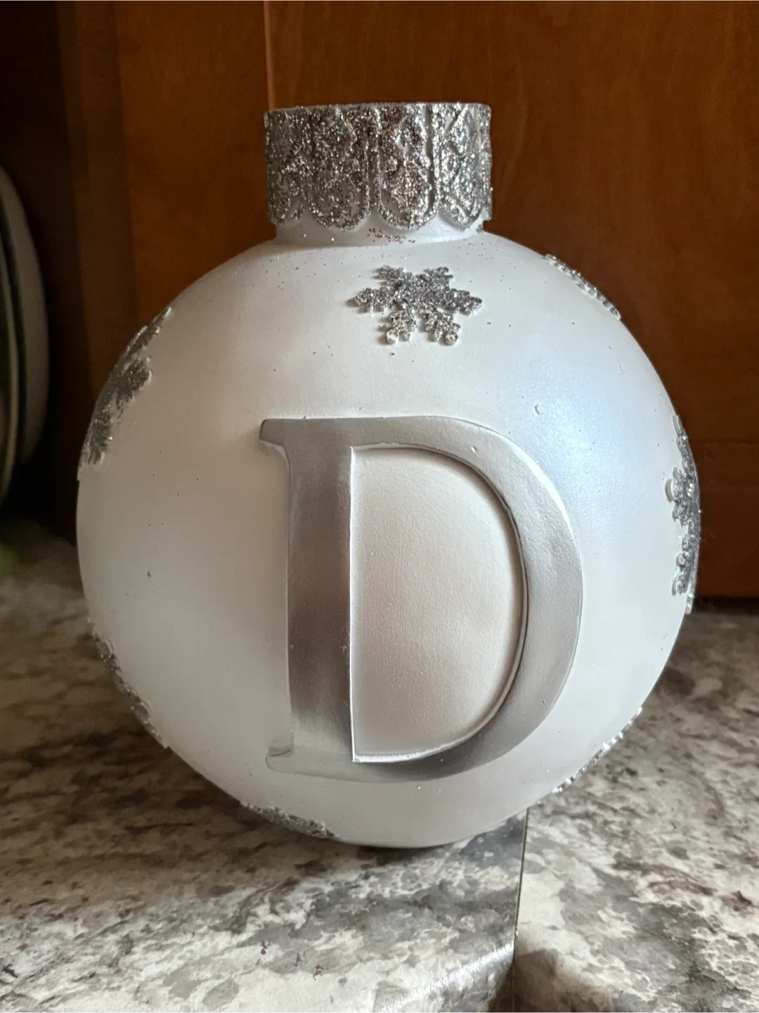 Christmas Glitz and Glam Tabletop Decor