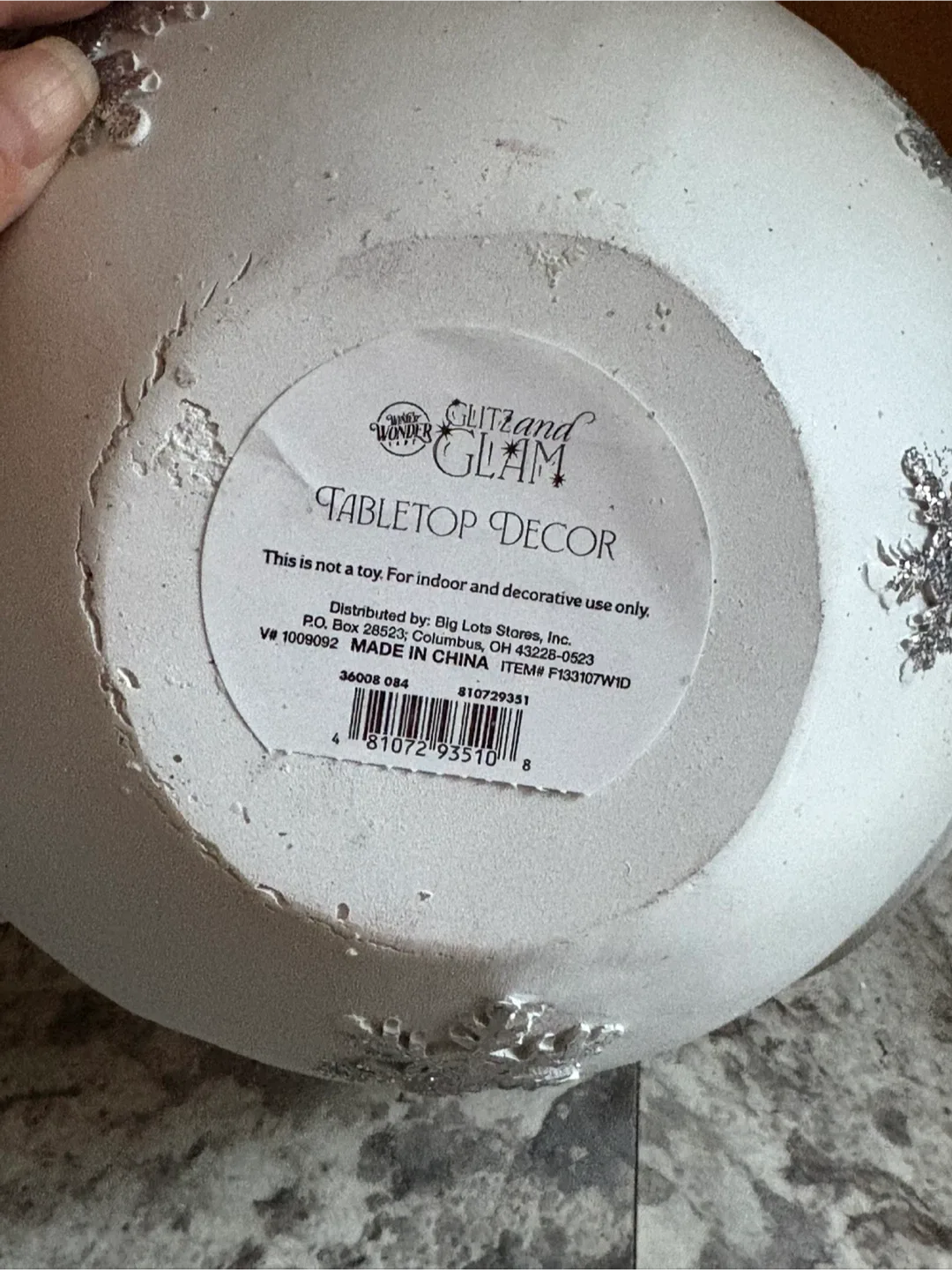 Christmas Glitz and Glam Tabletop Decor image indicator(4)