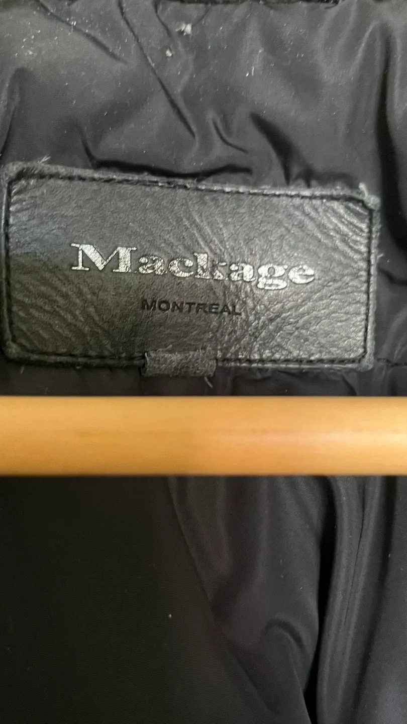 Mackage Bomber image indicator(3)