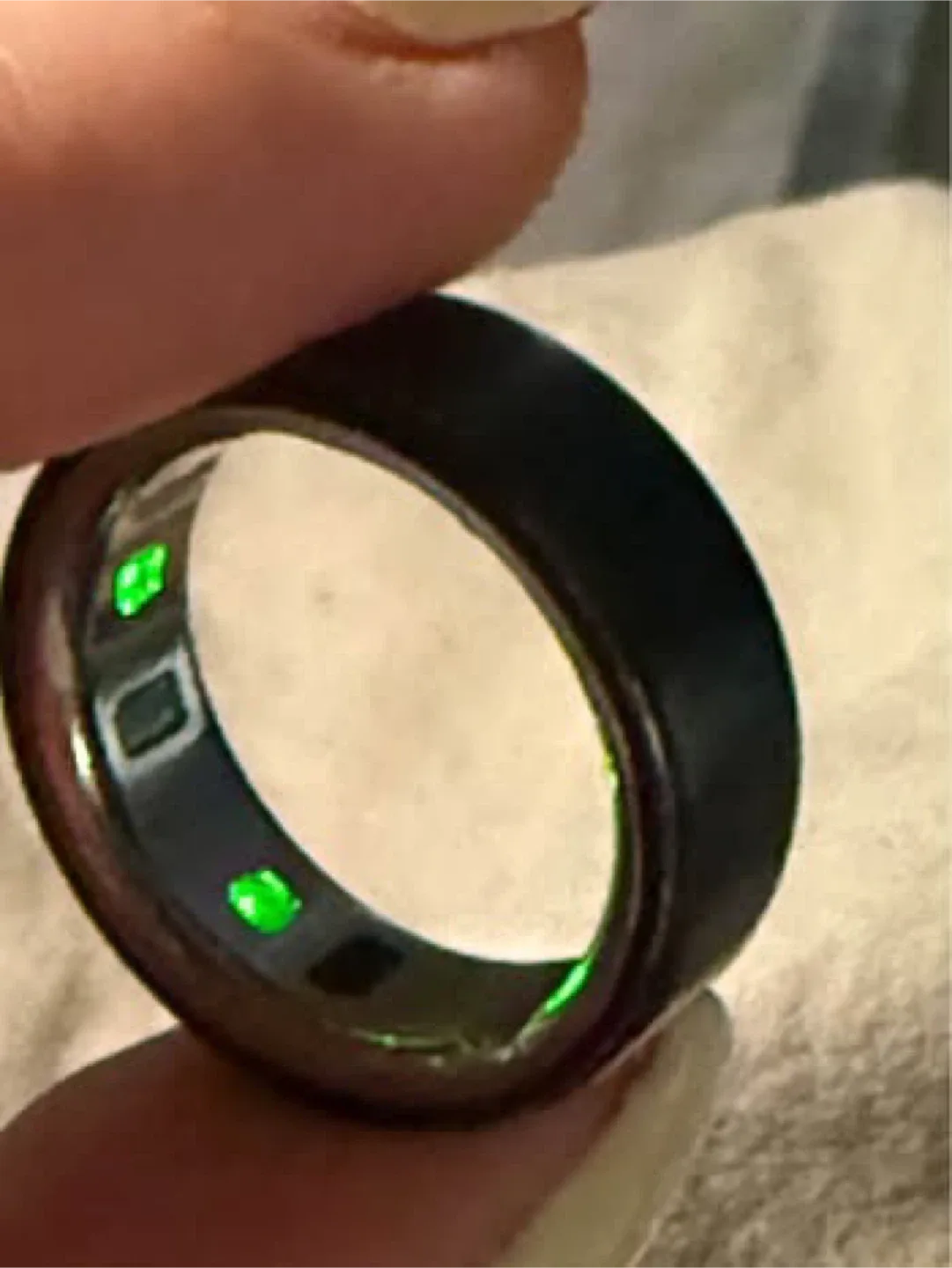 Oura Ring 4 Sleep & Fitness Smart Ring - Size 11 image indicator(2)