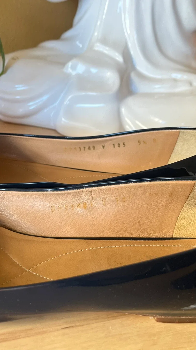 Varina Ferragamo Flats image indicator(4)