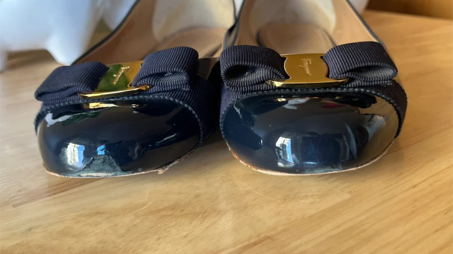 Varina Ferragamo Flats image indicator(8)