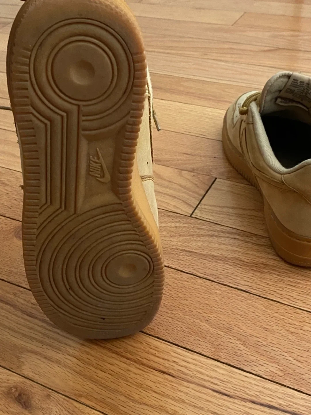 Nike Air Force 1 Low Wheat image indicator(4)