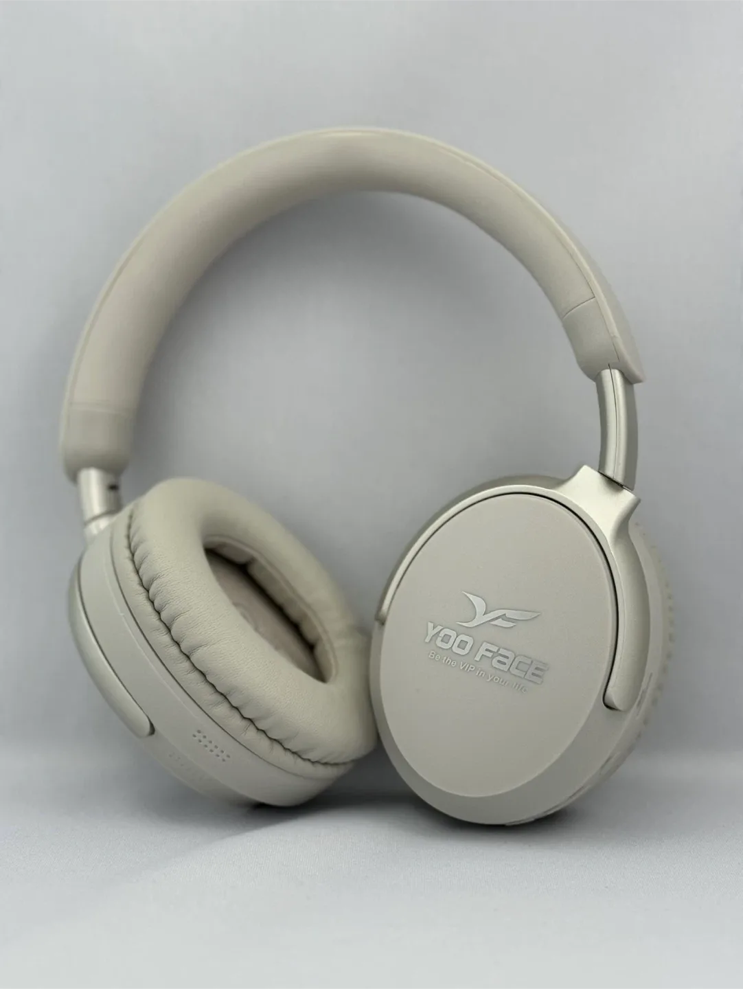 YOO FACE Headphones - Be the VIP image indicator(2)
