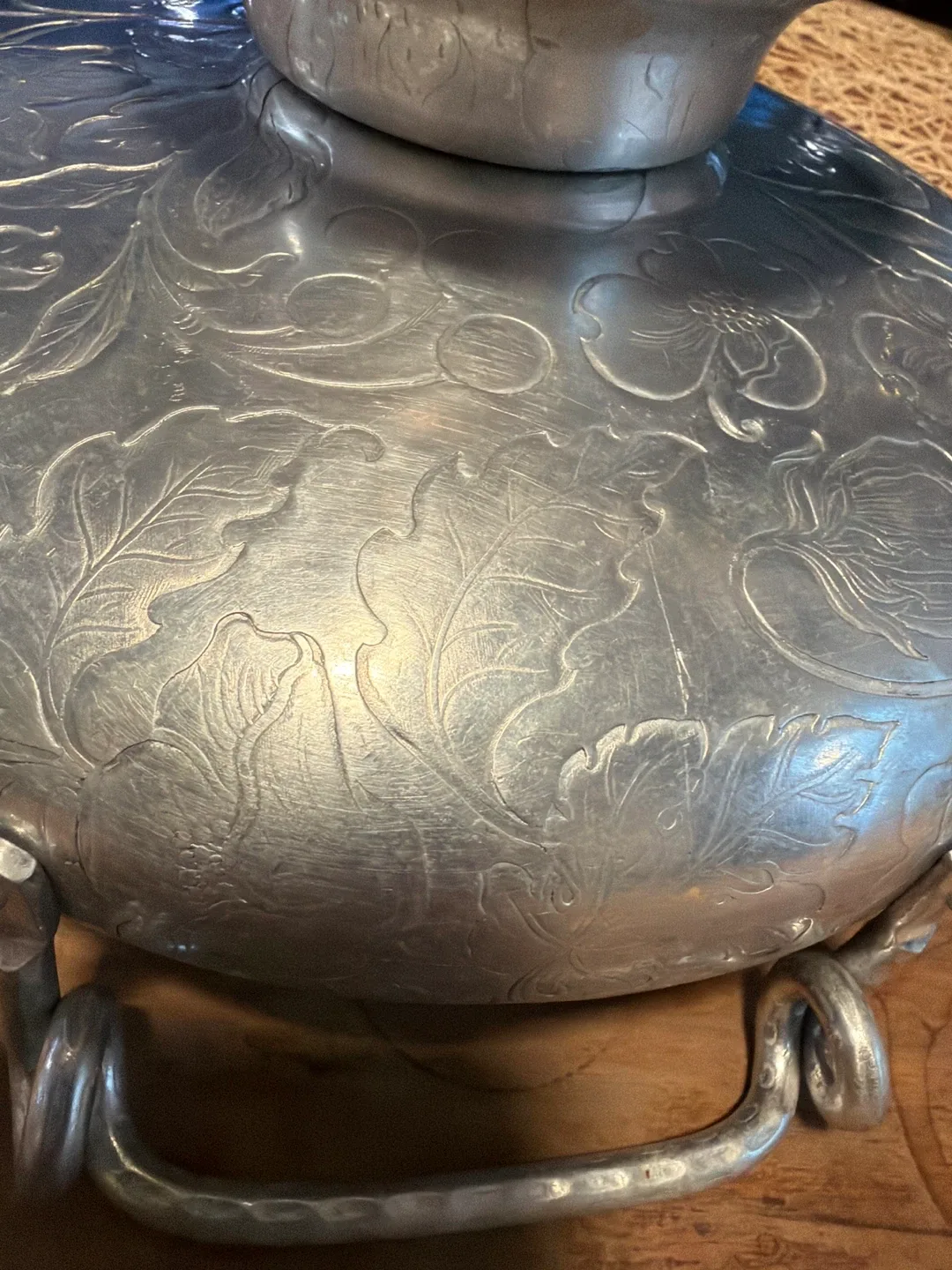 Vintage Silver Hammered Nut Metal Bowl with Handles image indicator(3)