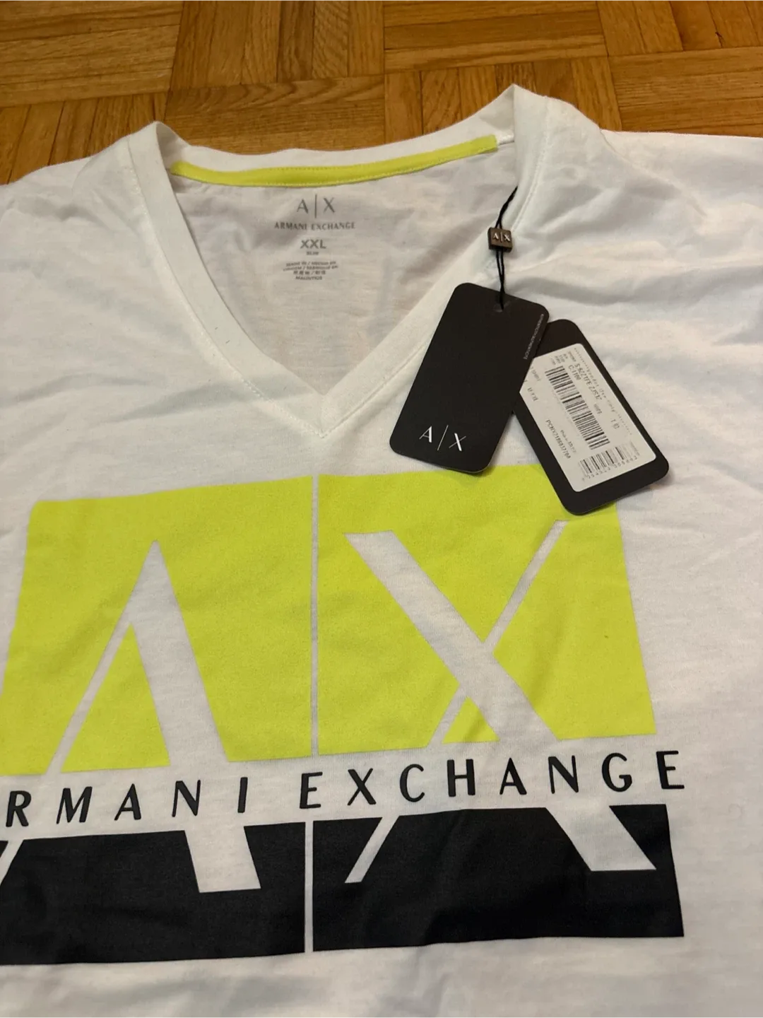New Armani Exchange XXL T-Shirt image indicator(3)