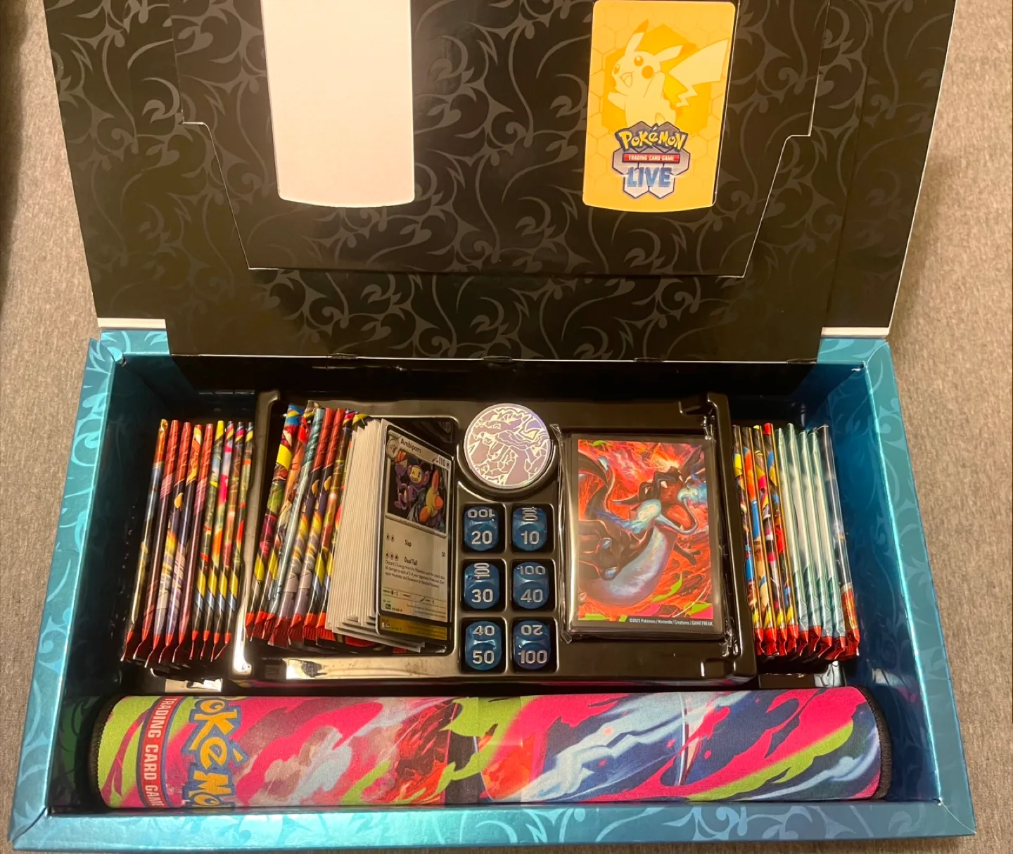 Mega Charizard X Ex Ultra-Premium Collection image indicator(2)