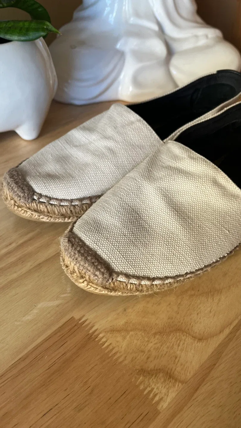 YSL Canvas Espadrilles - Size 38.5 image indicator(2)