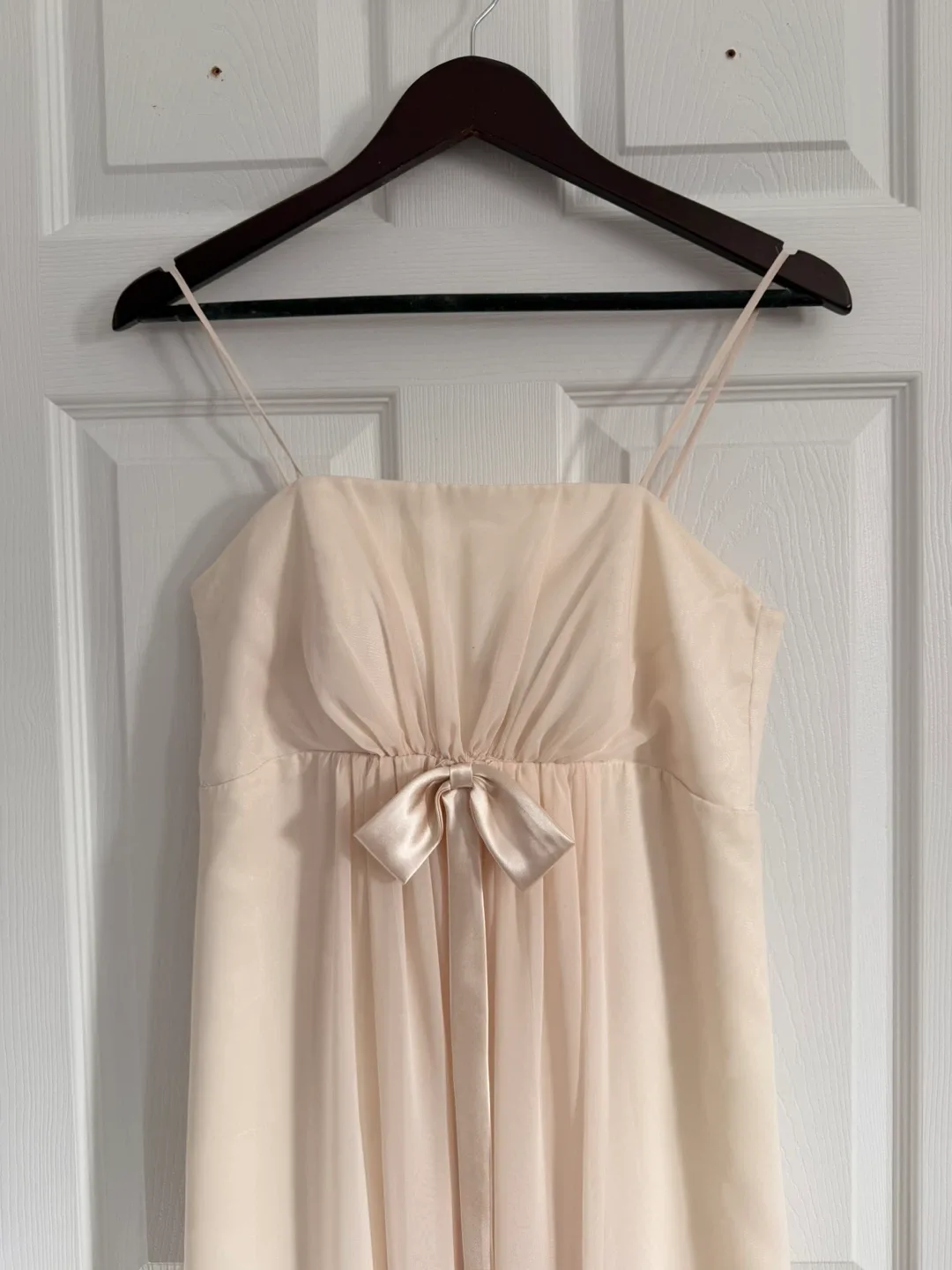 Like New Champagne Maxi Dress (S) image indicator(4)