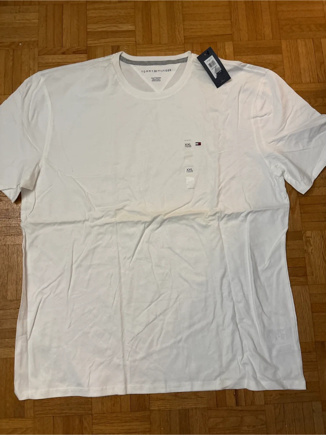 New Tommy Hilfiger XXL White T-Shirt
