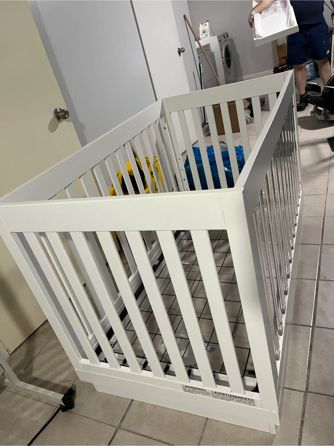 Pottery Barn White Baby Crib - photo 2