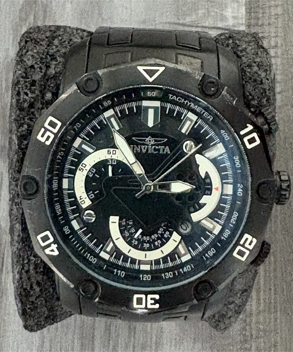 Authentic INVICTA Tachymeter Stainless Steel Watch + Case image indicator(4)