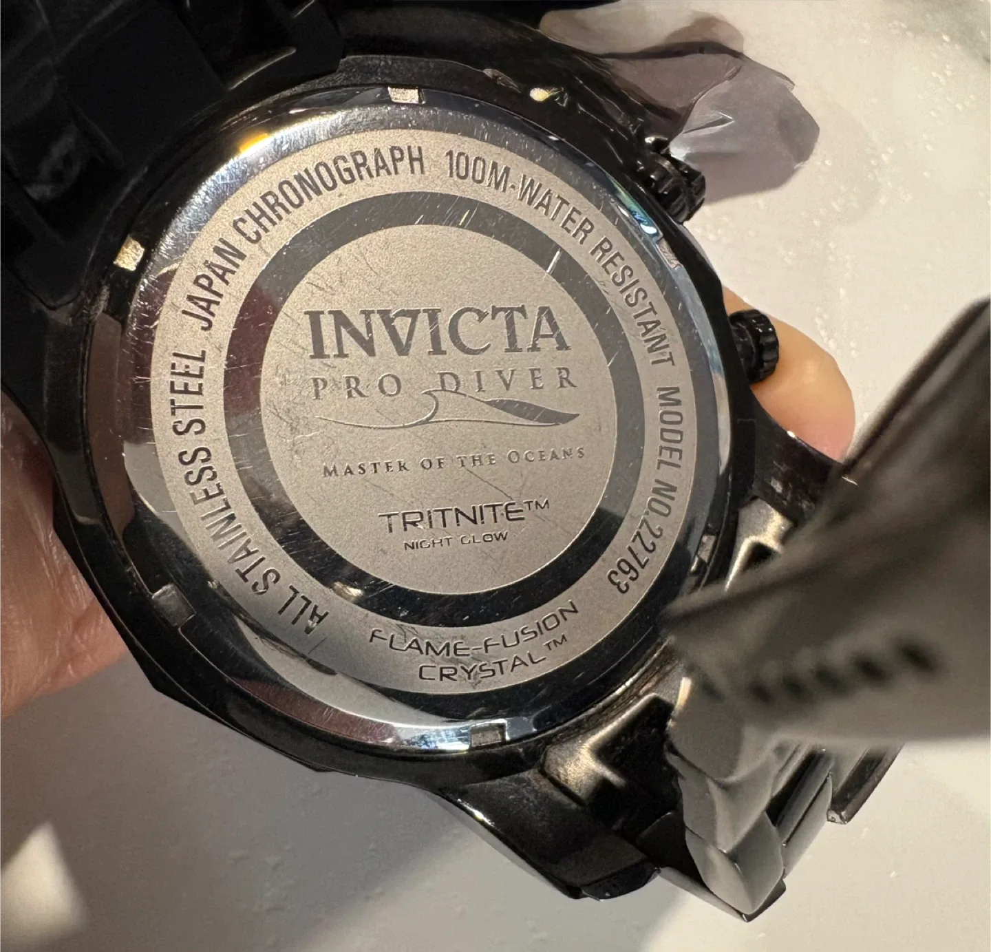 Authentic INVICTA Tachymeter Stainless Steel Watch + Case image indicator(6)
