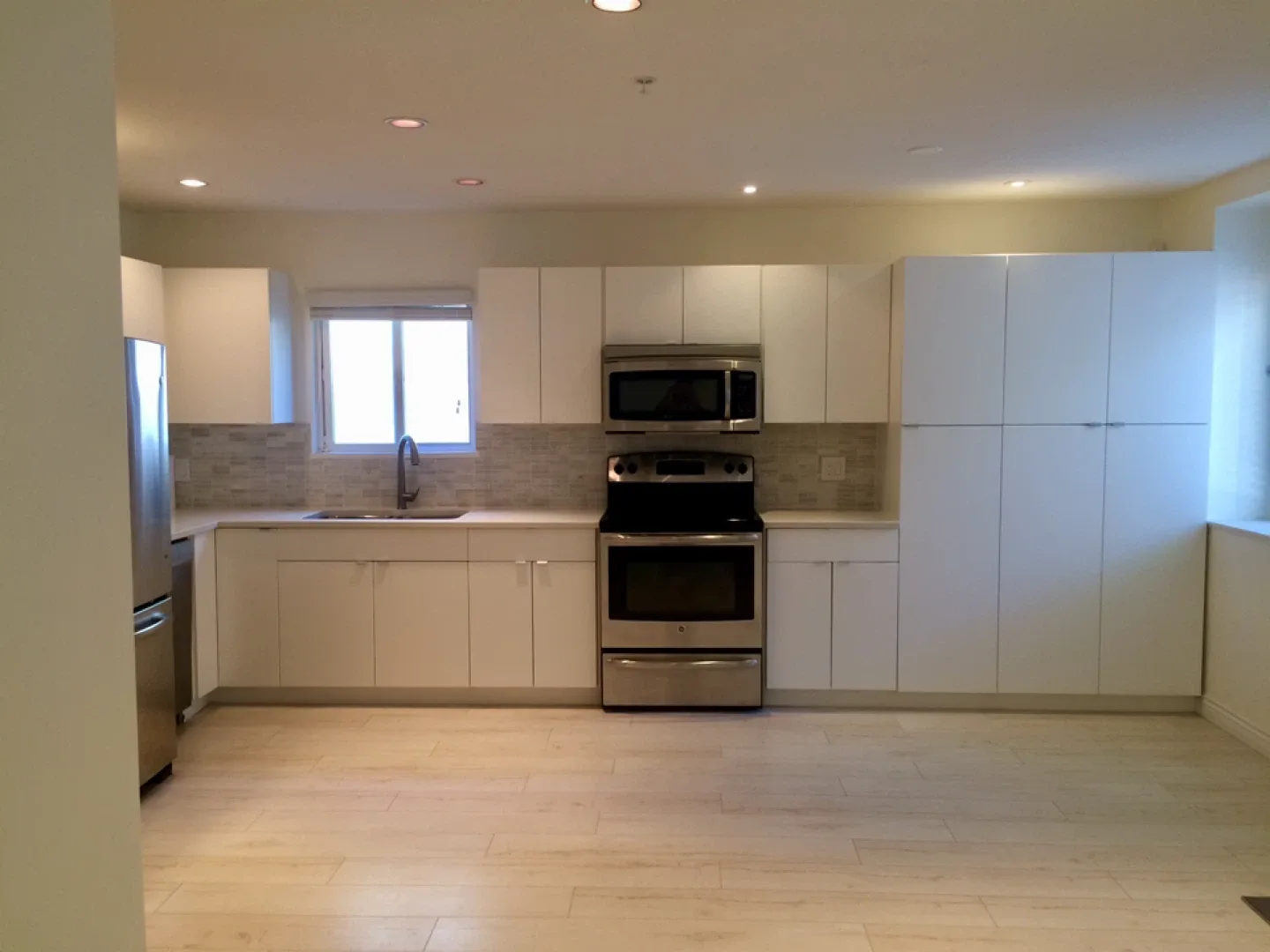 1 Bright furnished BR in 2 br suite by Joyce Station image indicator(9)