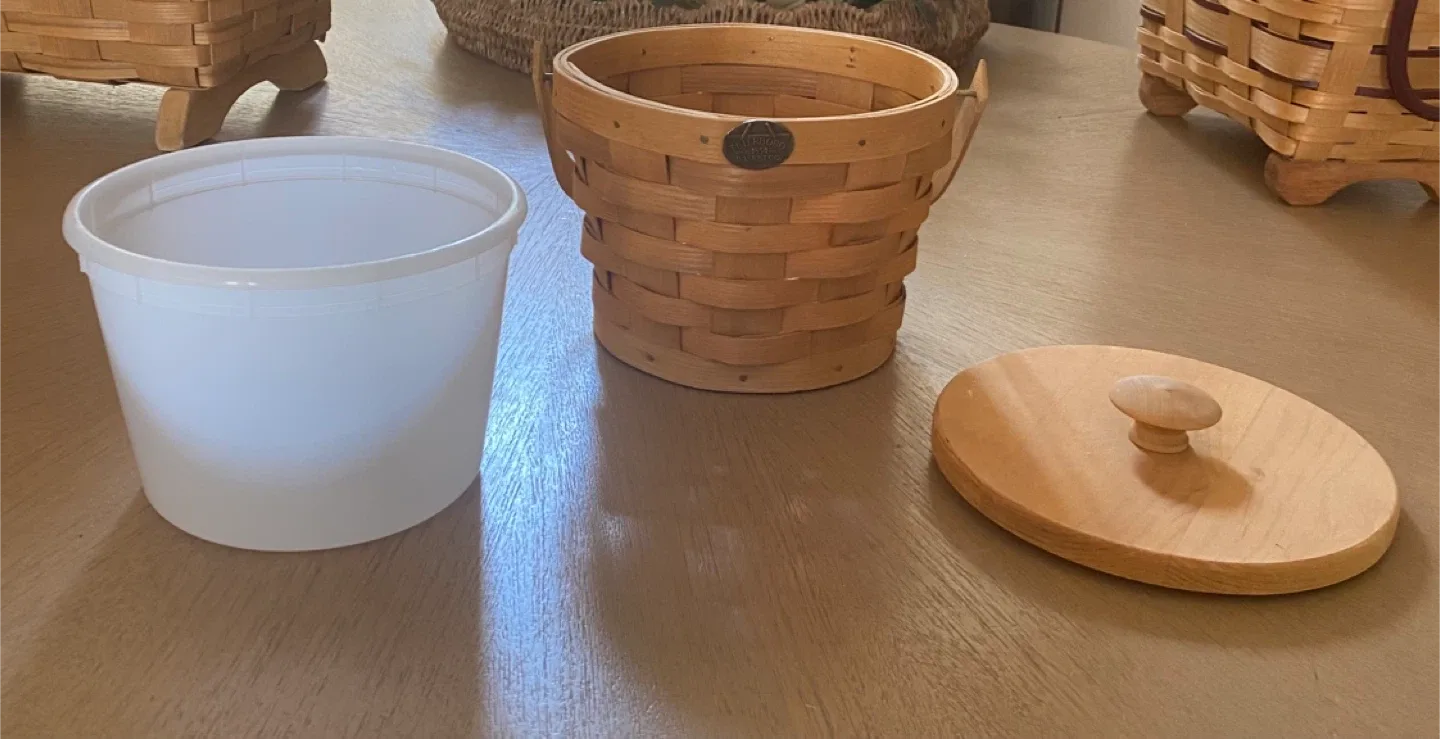 Peterboro Basket Co. Covered Basket image indicator(3)