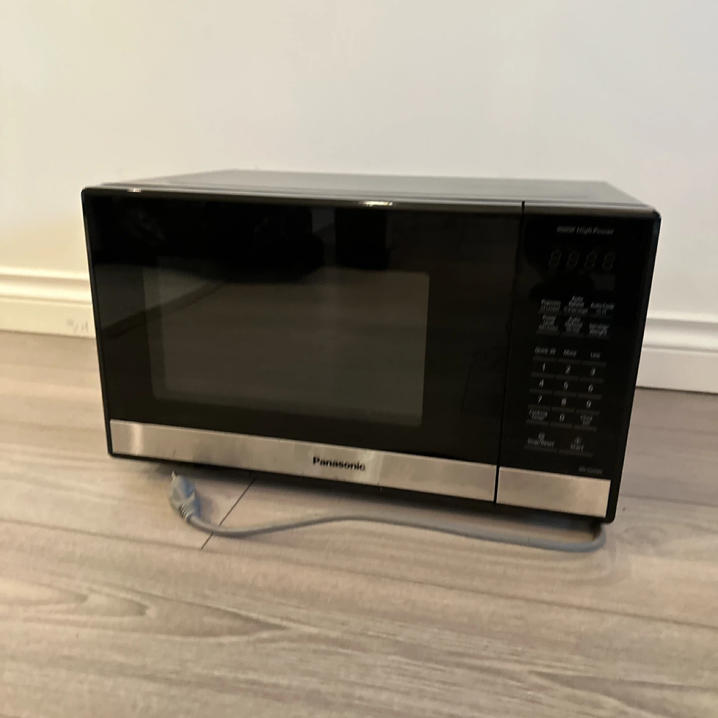 Panasonic 900W Microwave