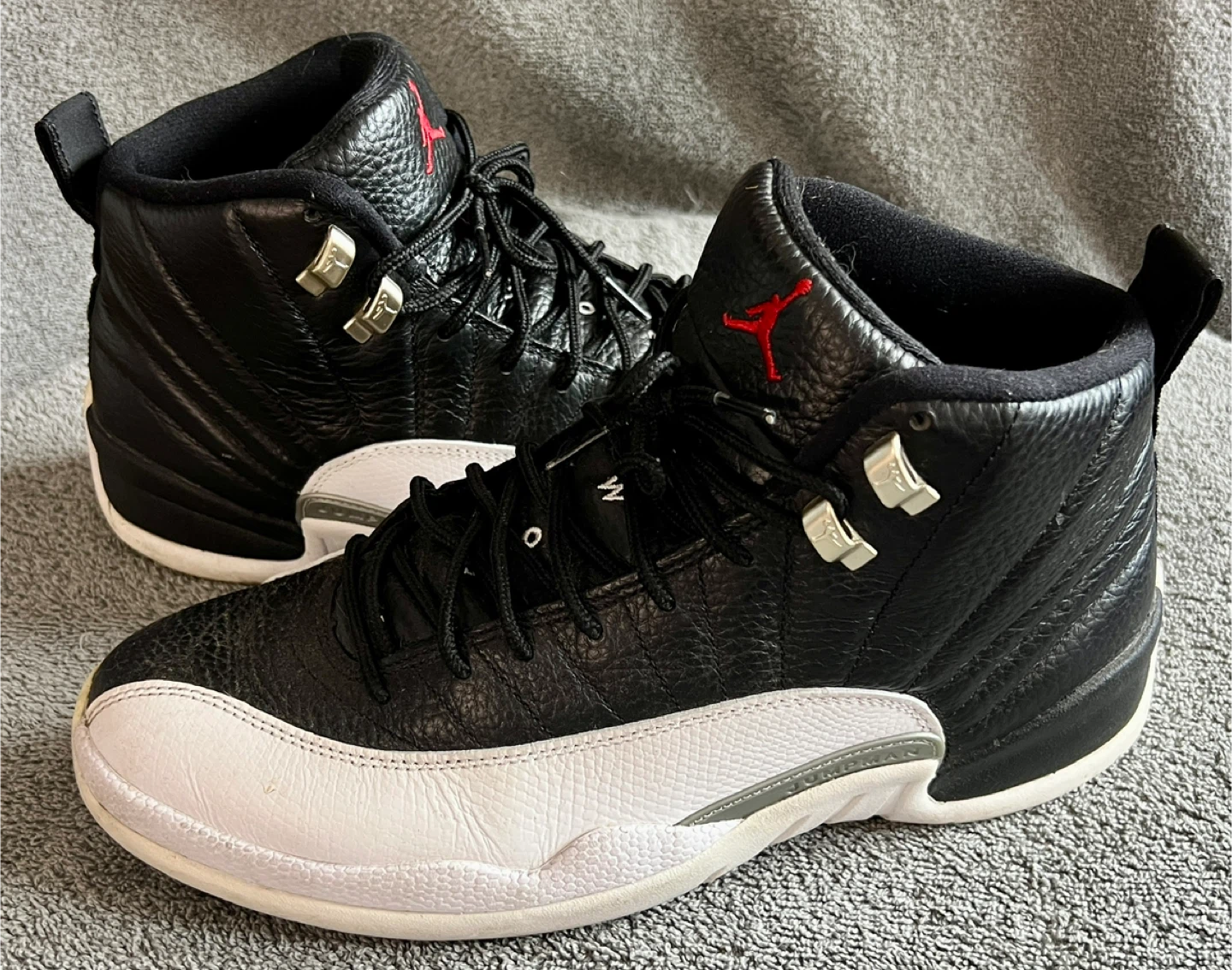 Air Jordan 12 Retro Black/White