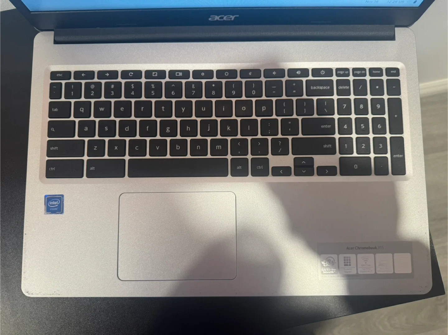 Acer Chromebook 315 (2022) image indicator(2)