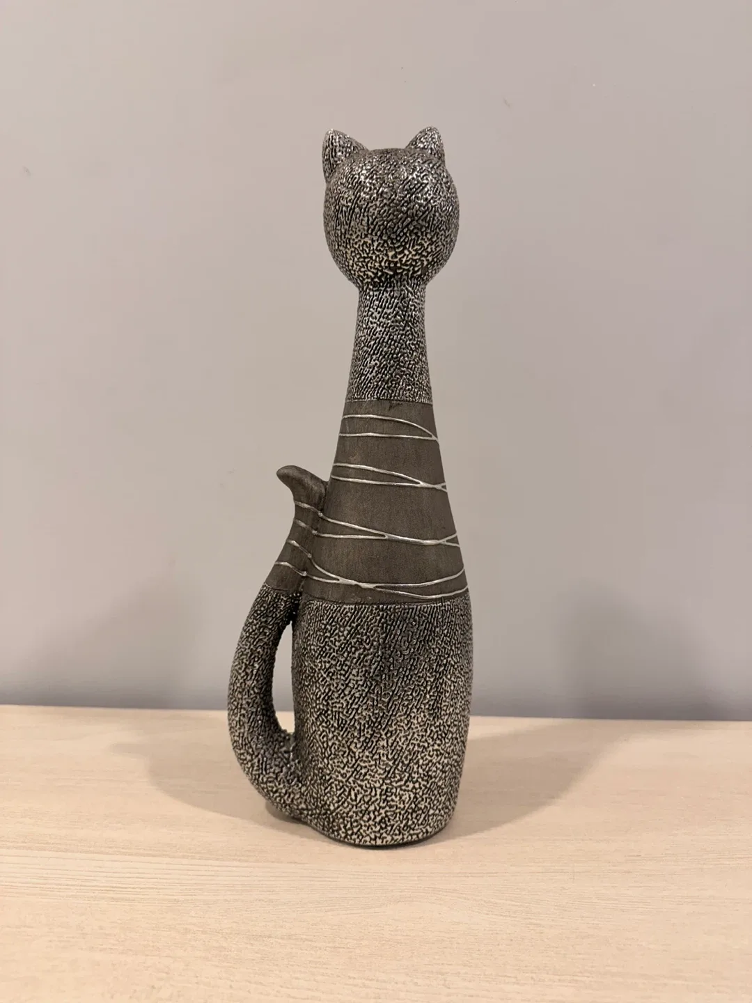 $5 for both Silver Decorative Ornaments / Decor Pieces image indicator(6)