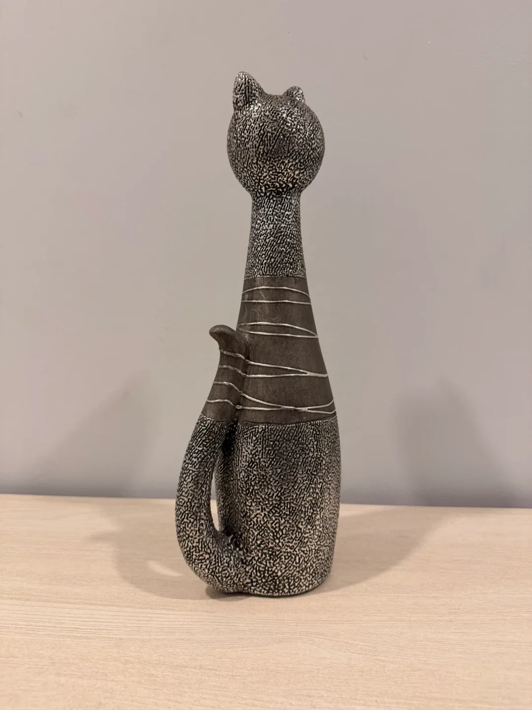 $5 for both Silver Decorative Ornaments / Decor Pieces image indicator(5)