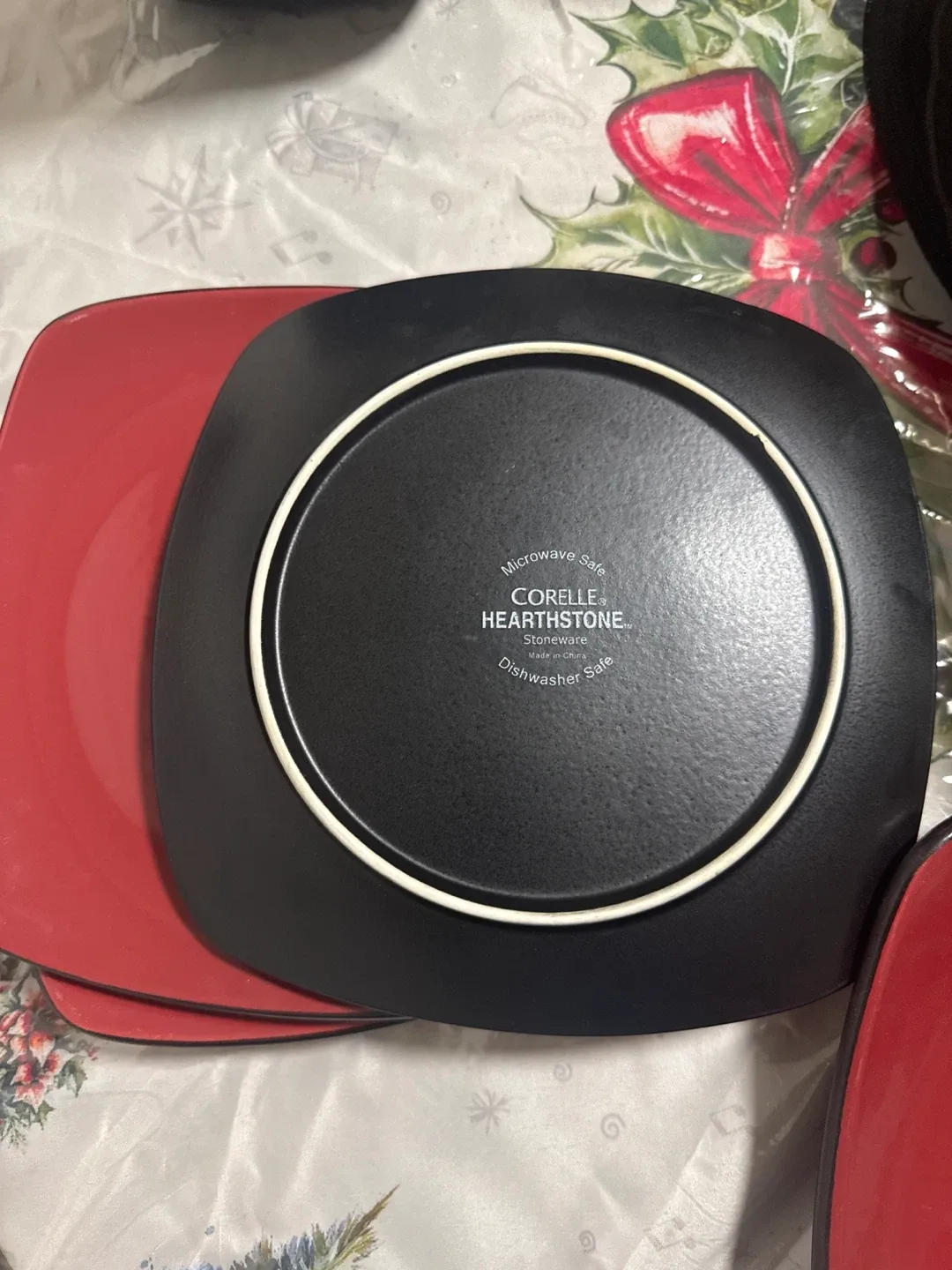 Red Square Salad Plate Corelle Heartstone Stoneware image indicator(3)
