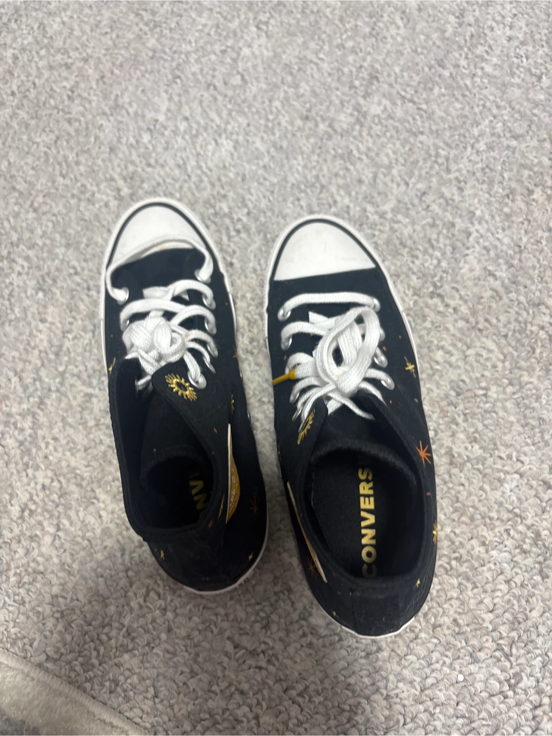 Converse All Star High Tops - Size 7 - photo 2