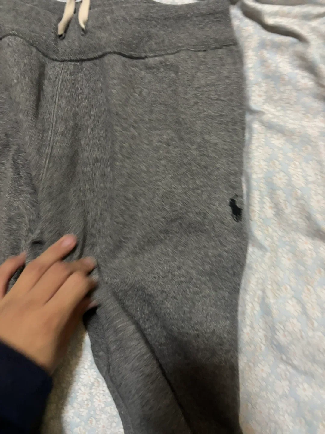 Polo Ralph Lauren Gray Sweatpants - Size M image indicator(2)