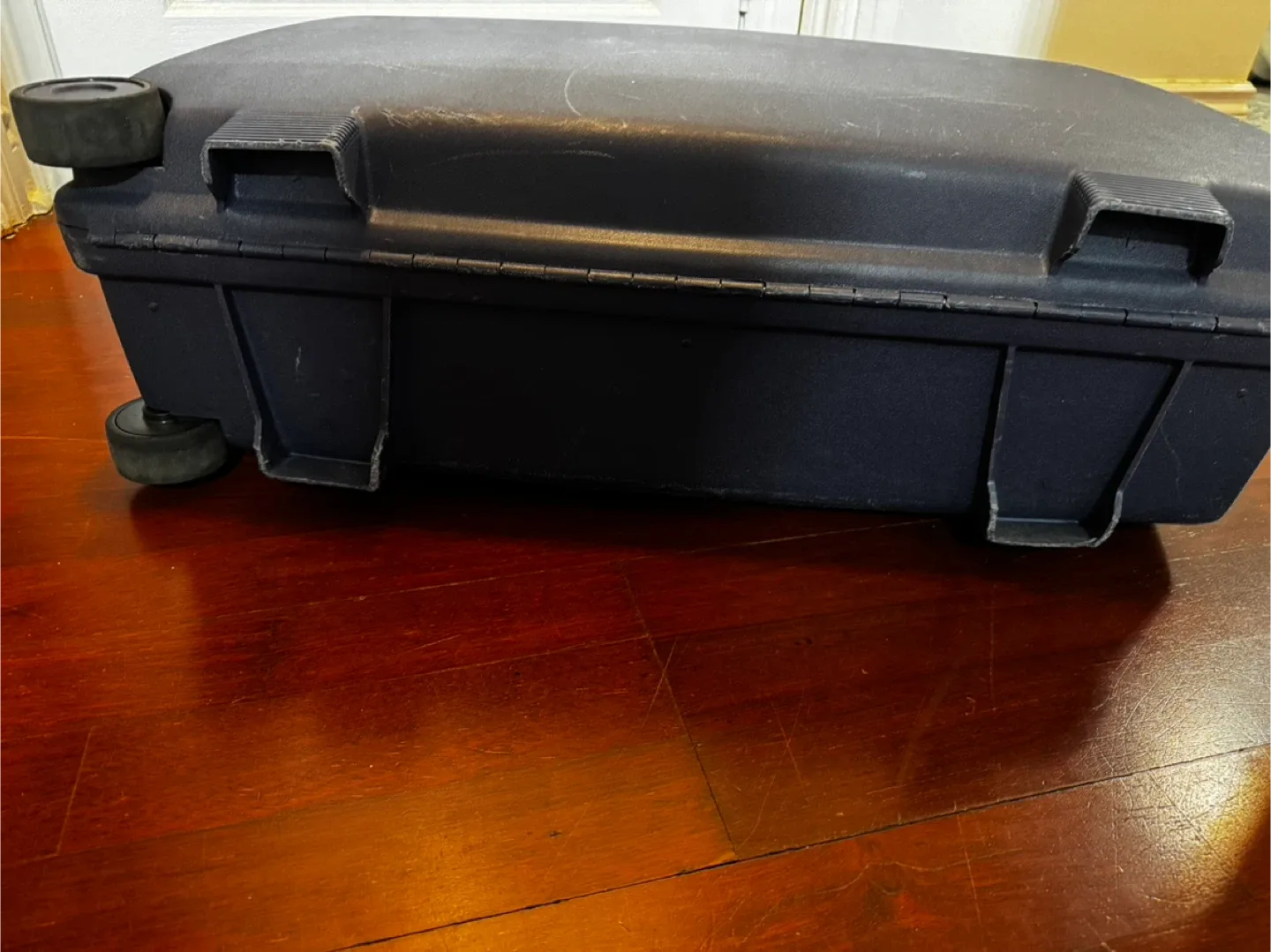 Samsonite Suitcase - Carry On image indicator(4)