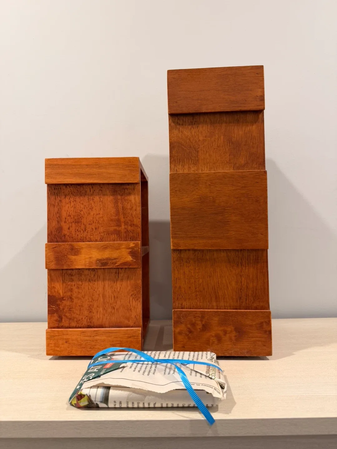 Rotating Wooden Display Shelf Set image indicator(2)