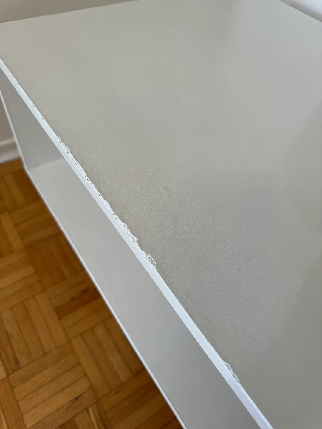 White Coffee Table image indicator(6)