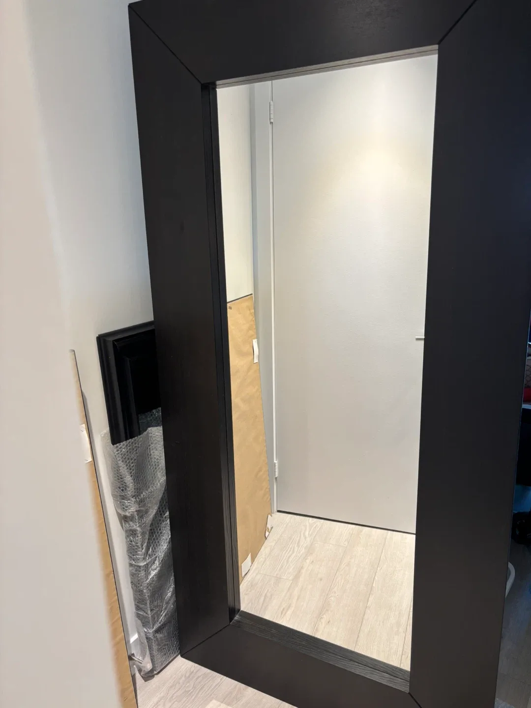 Large Black oversized wooden Framed Mirror image indicator(4)