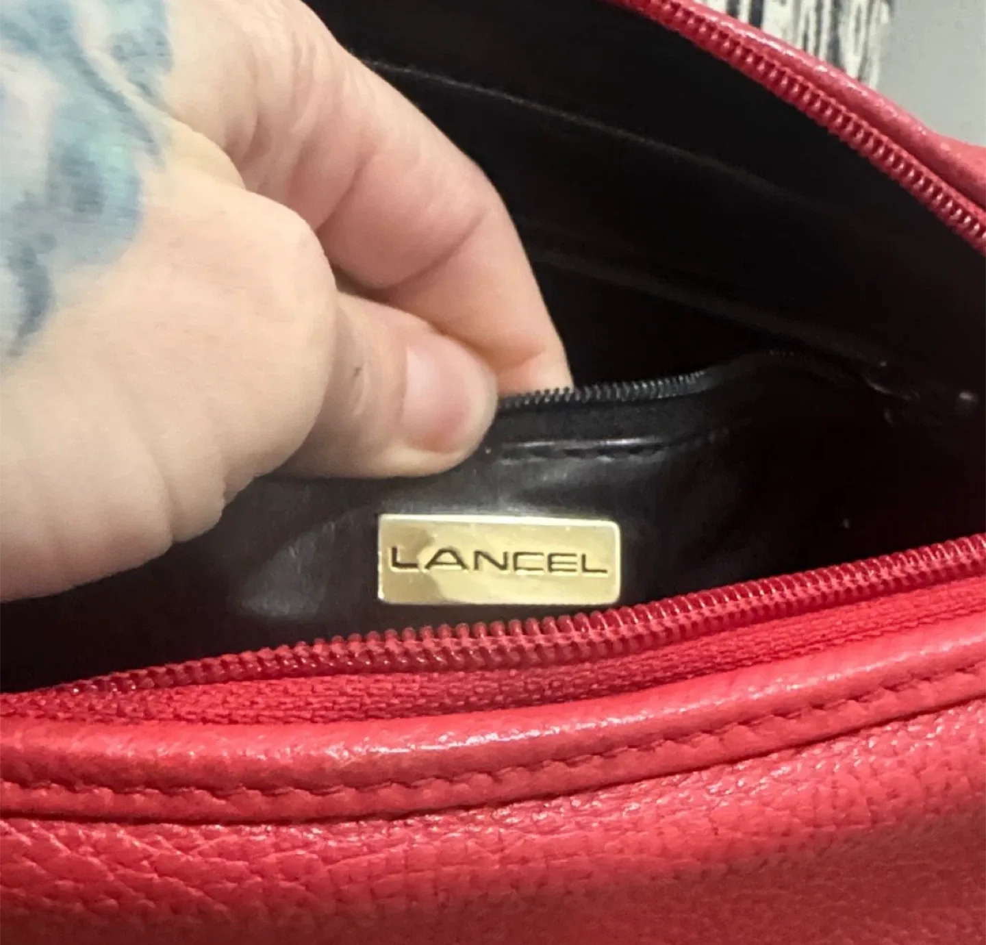 Lancel vintage red Leather Crossbody camera Bag image indicator(7)