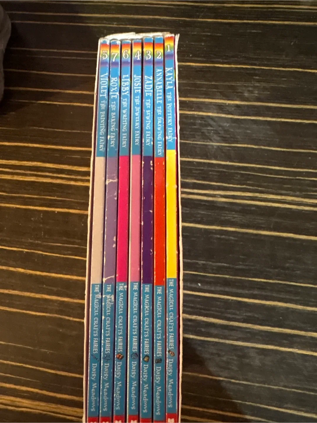 Rainbow Magic: The Magical Crafts Fairies Boxed Set image indicator(2)