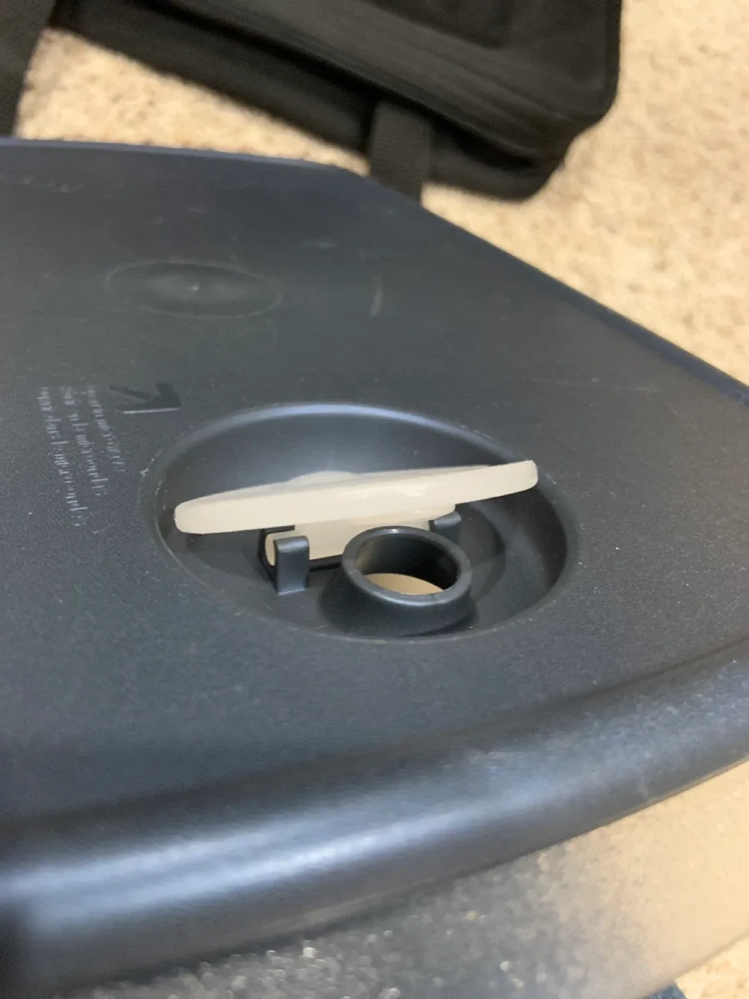 Tupperware Set with Carrier image indicator(7)