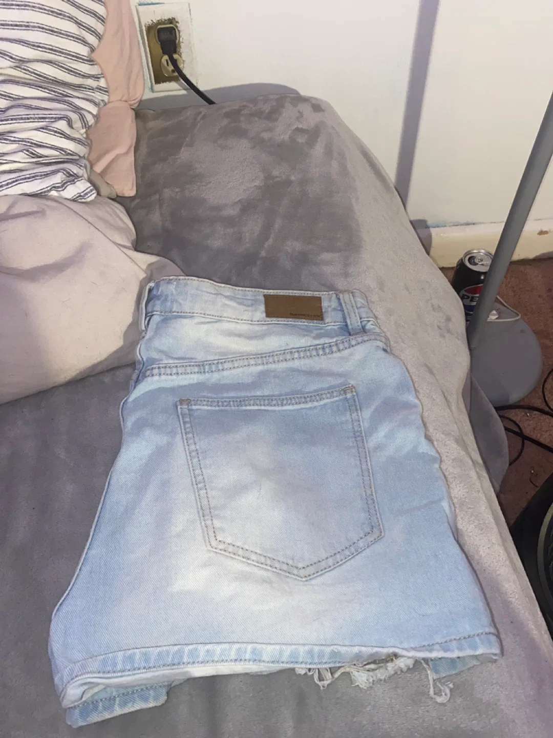 Bluenotes Denim Shorts - Size 10 image indicator(3)