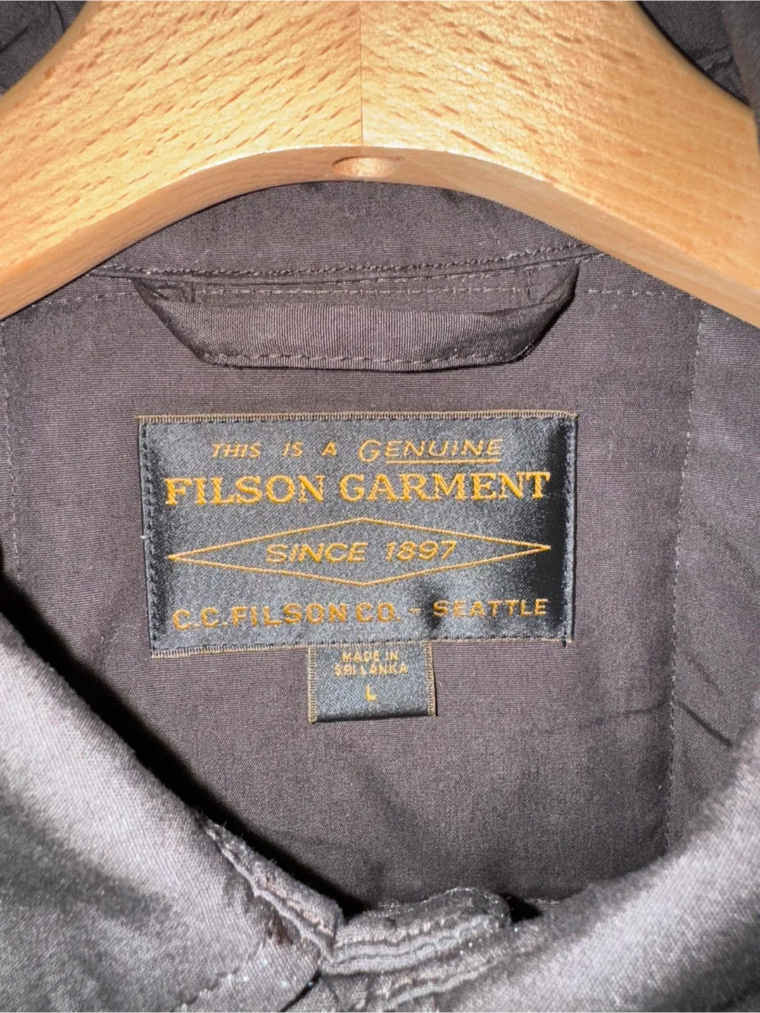 Filson Quilted Insulated Jacket sz L image indicator(2)