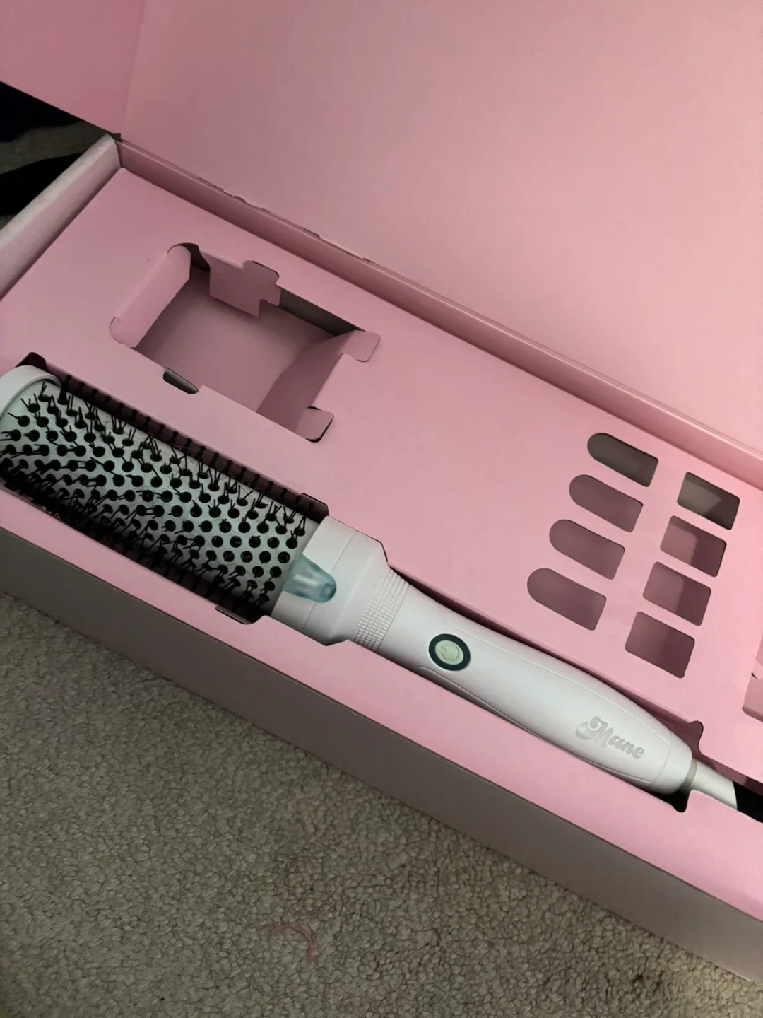 Mane Medium Hot Brush Blowout Kit image indicator(2)