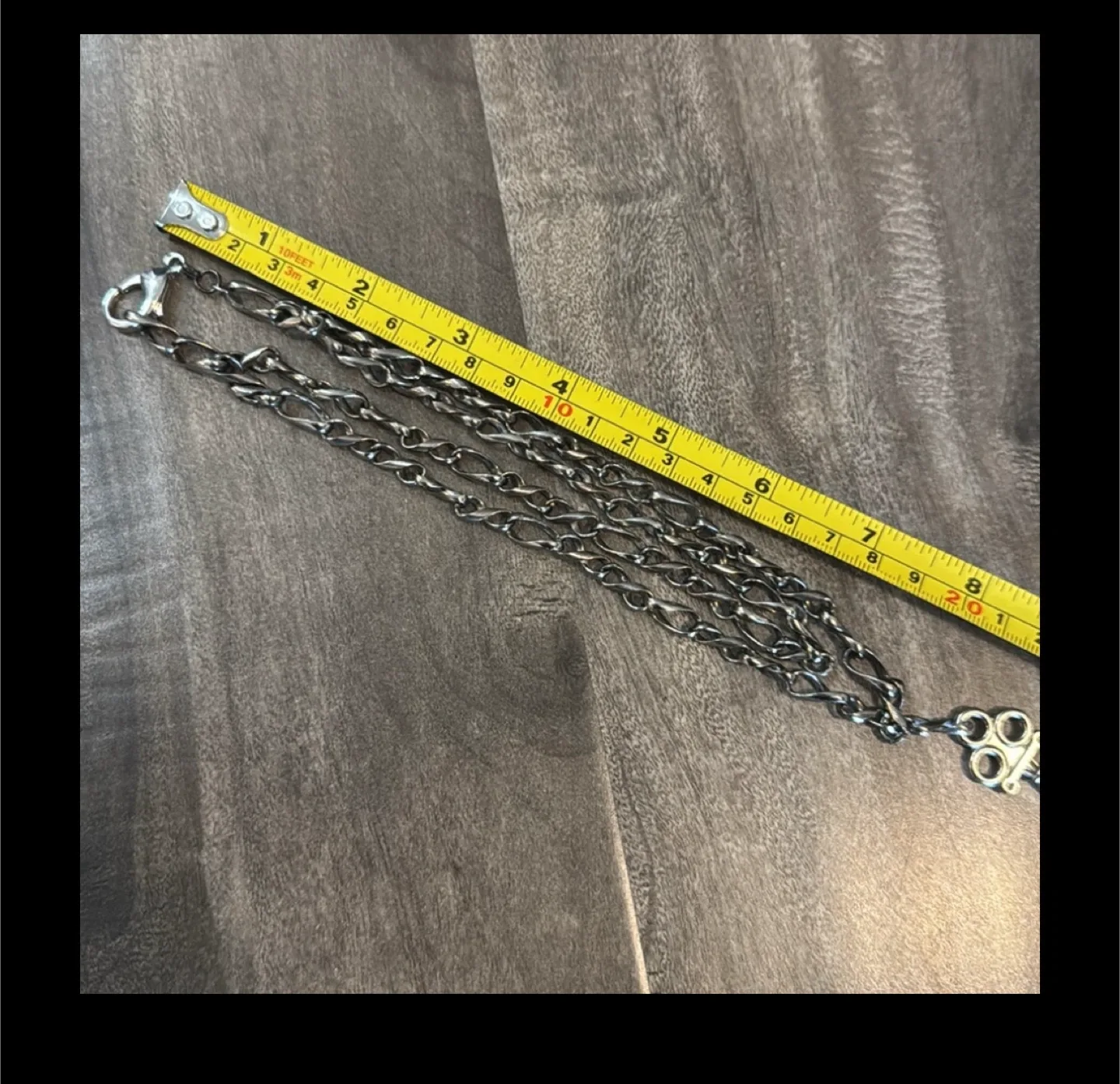 Double layered Silver Key Pendant Necklace image indicator(6)