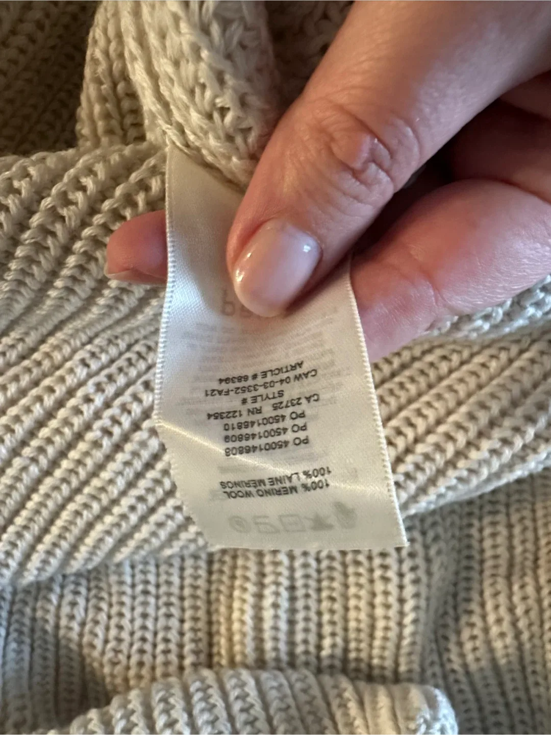 Aritzia Wilfred Montpellier Sweater - Size S image indicator(4)