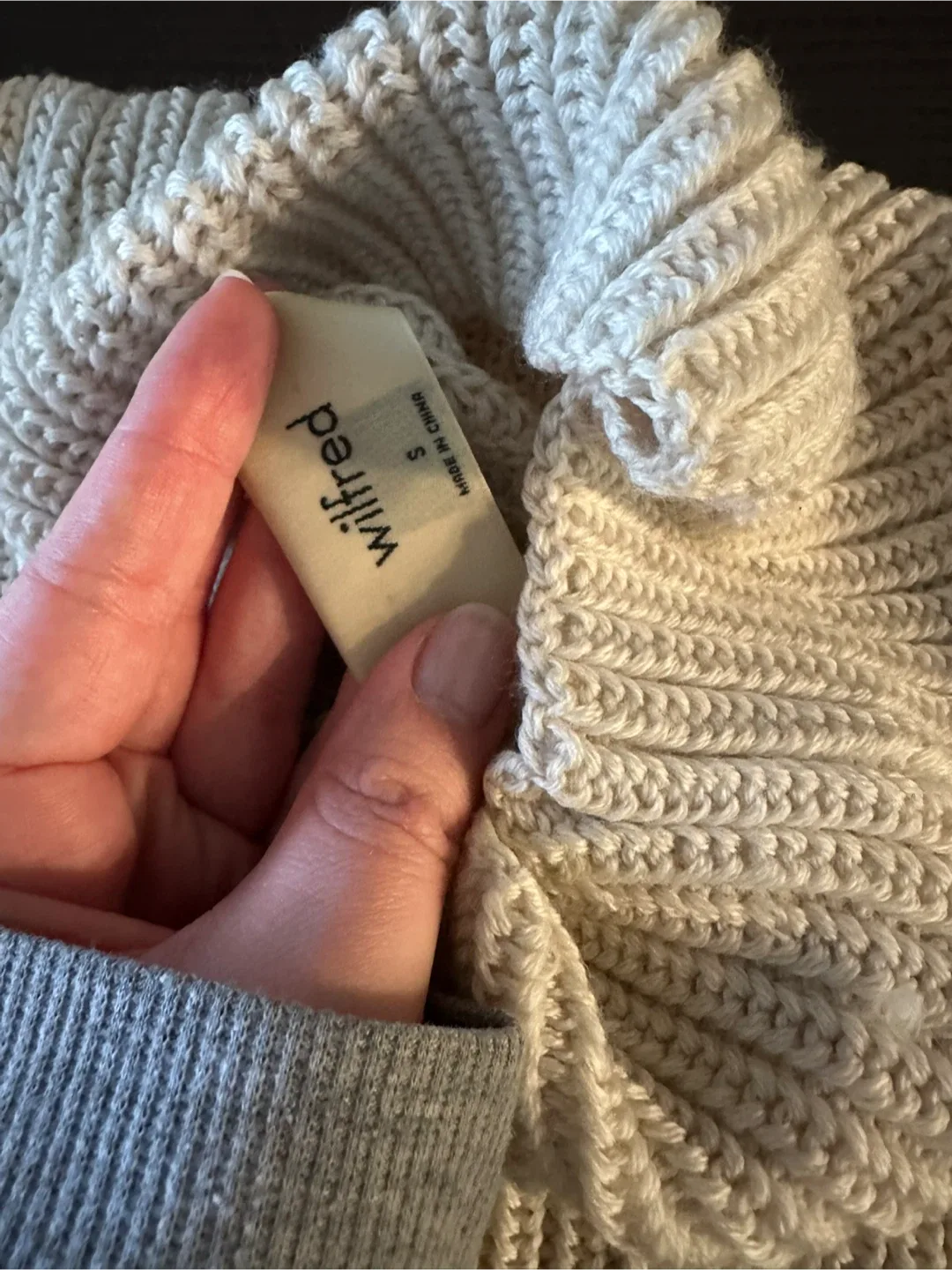 Aritzia Wilfred Montpellier Sweater - Size S image indicator(3)