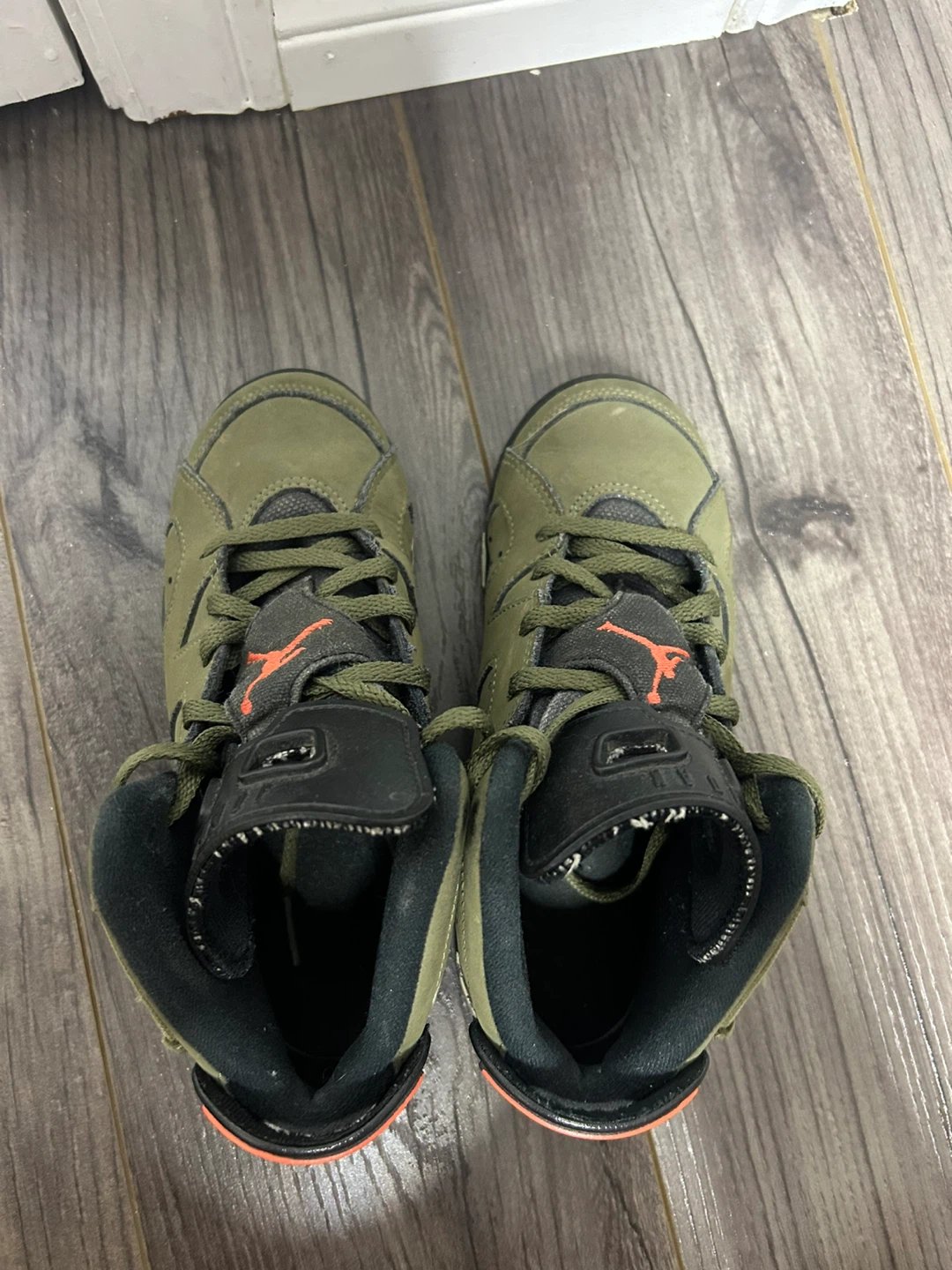 Kids Jordan 6 Retro Travis Scott Size 1 - photo 5