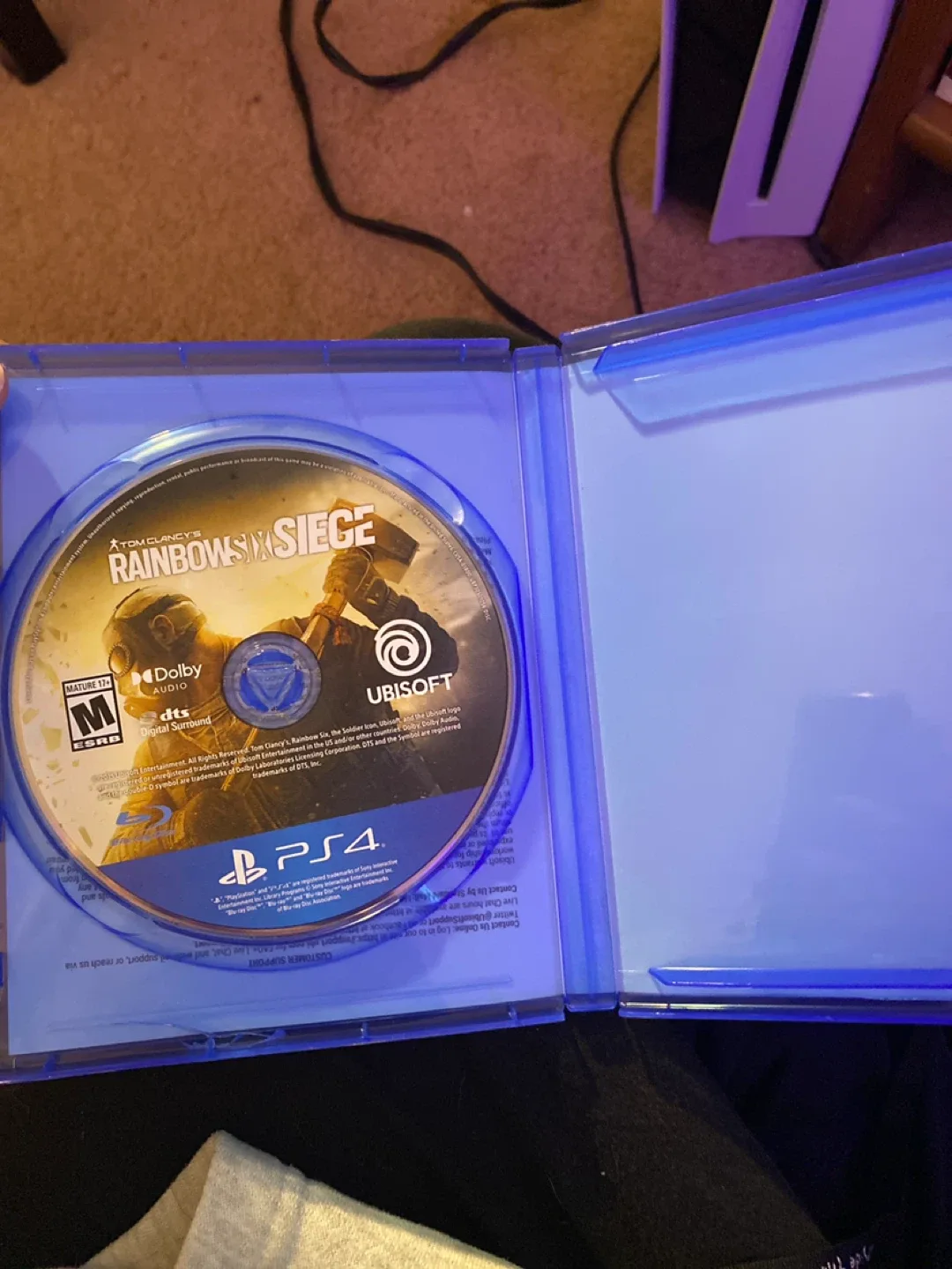 Tom Clancy's Rainbow Six Siege PS4 Game image indicator(3)