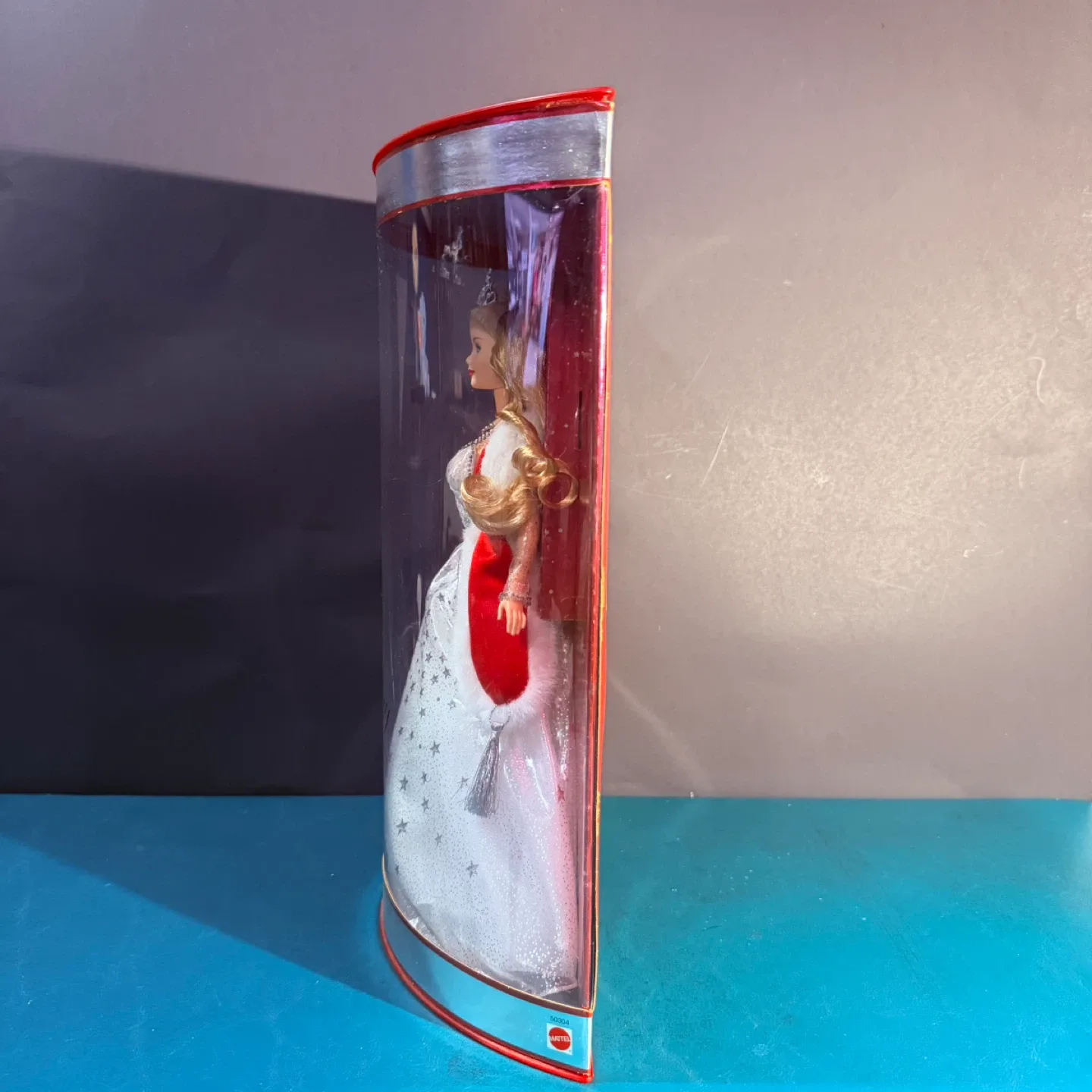 Holiday Celebration Barbie 2001 Special Edition - New in Box image indicator(4)