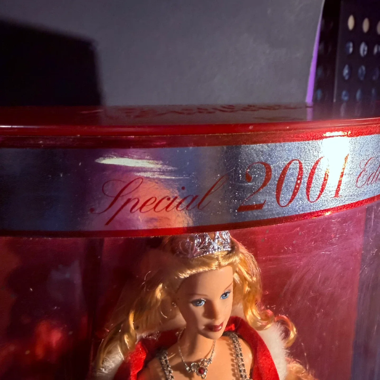 Holiday Celebration Barbie 2001 Special Edition - New in Box image indicator(8)